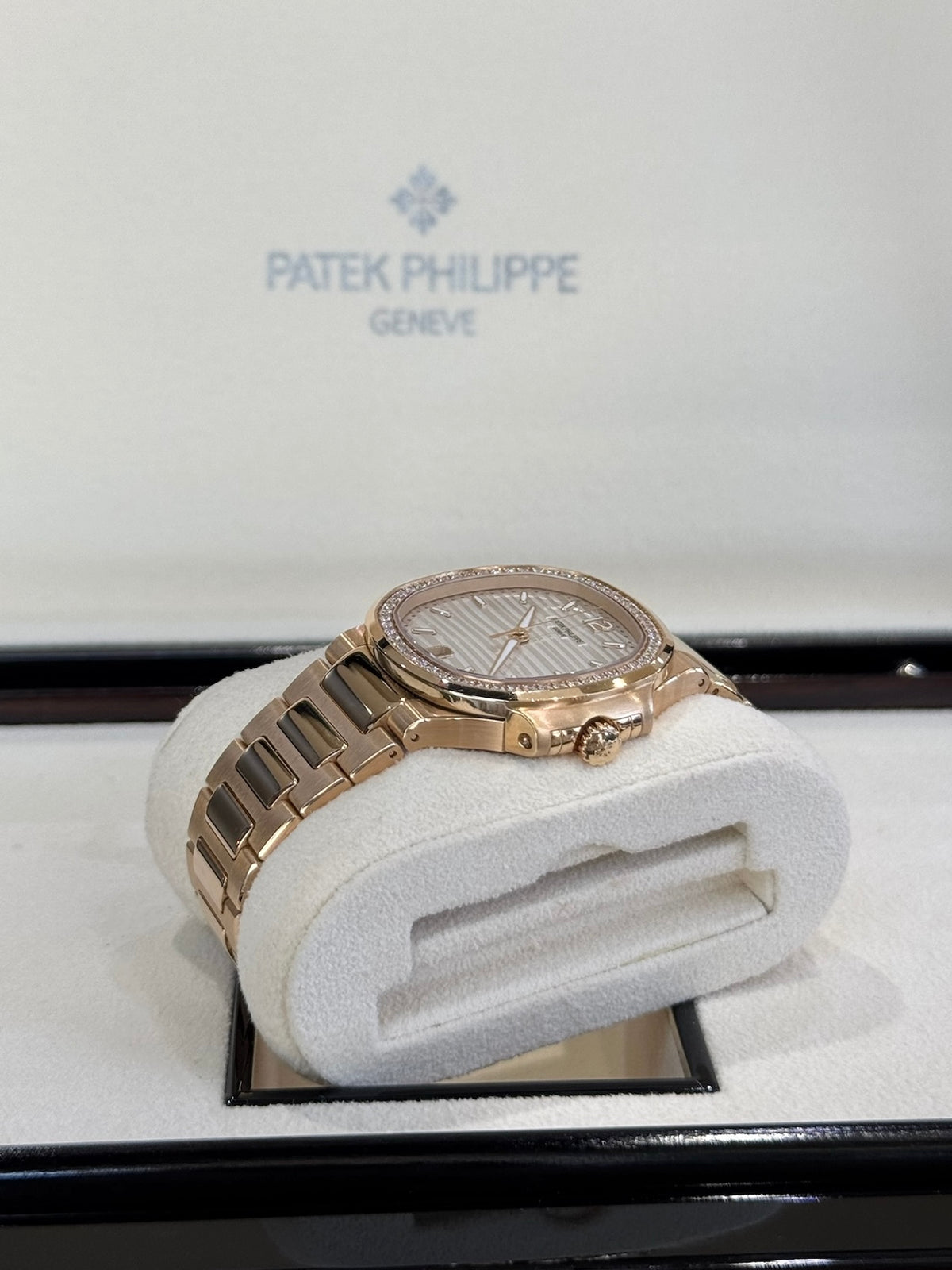 2024 Patek Philippe Nautilus 7118/1200R