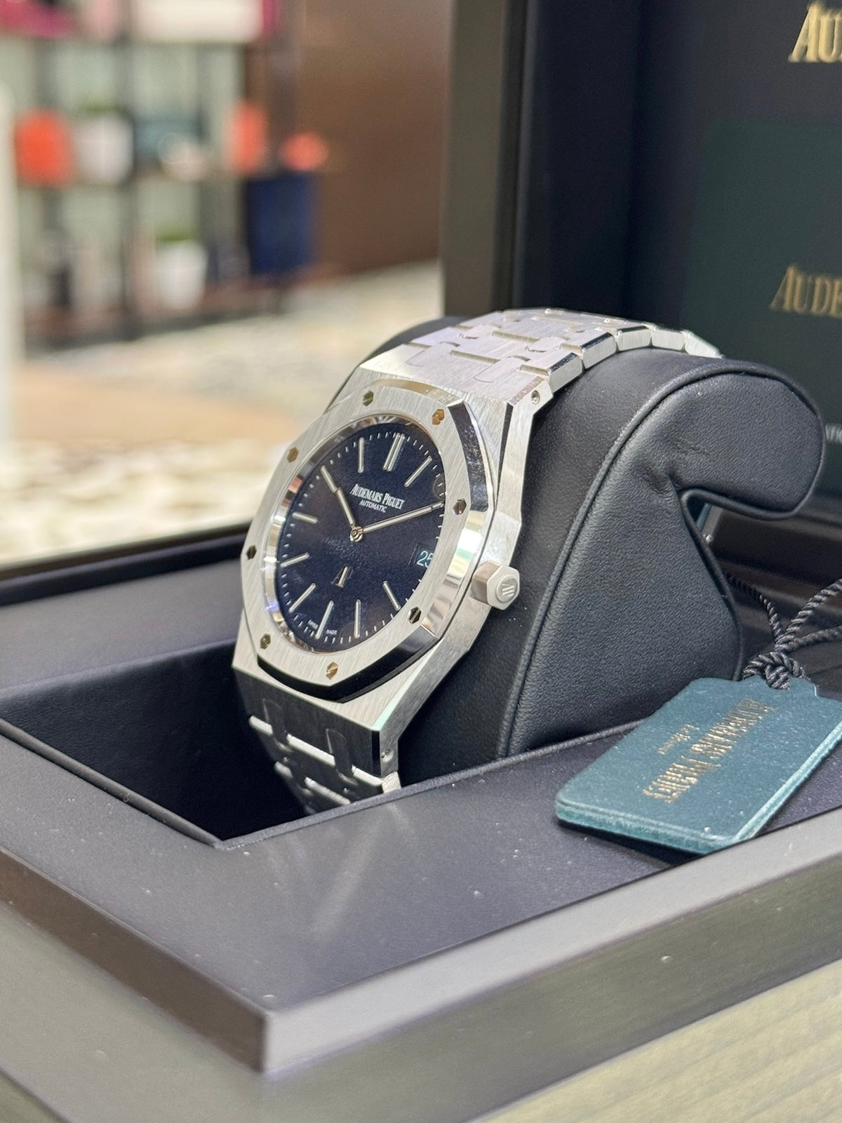 2024 Audemars Piguet Royal Oak Jumbo Extra-Thin 16202BC