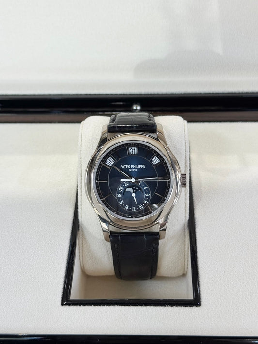 2023 Patek Philippe 5205G