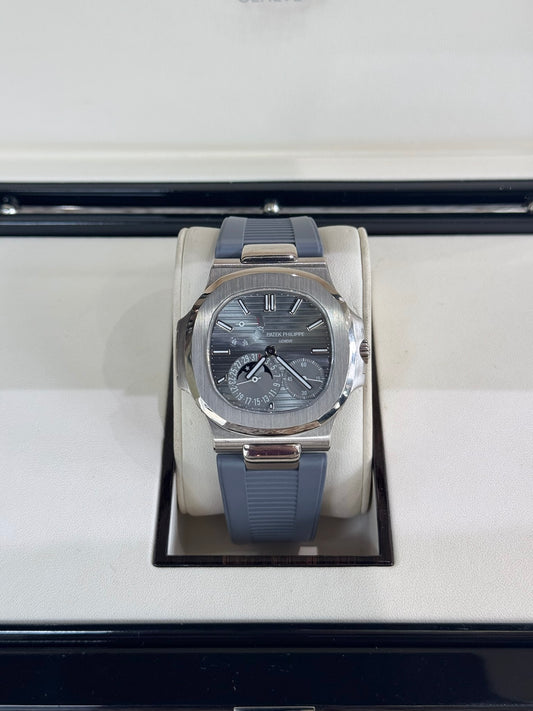 2017 Patek Philippe Nautilus 5712G