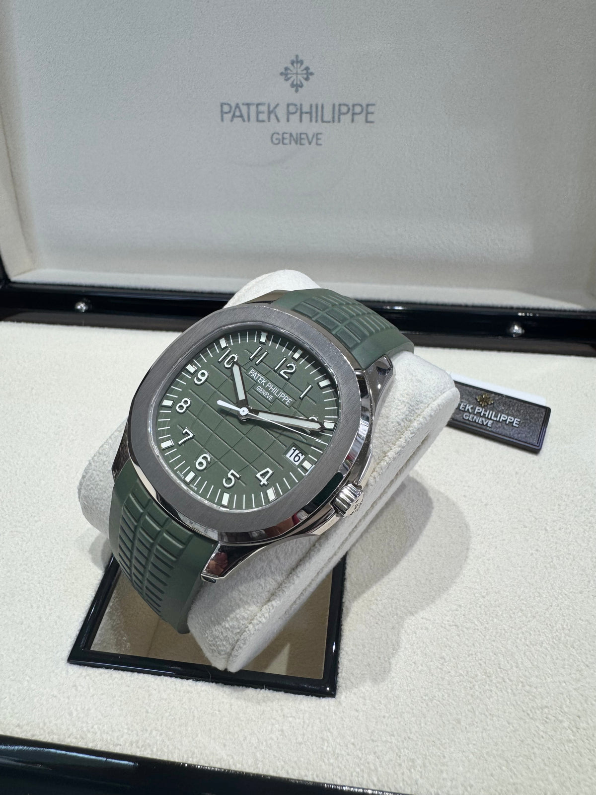 2024 Patek Philippe Aquanaut Self-Winding 5168G