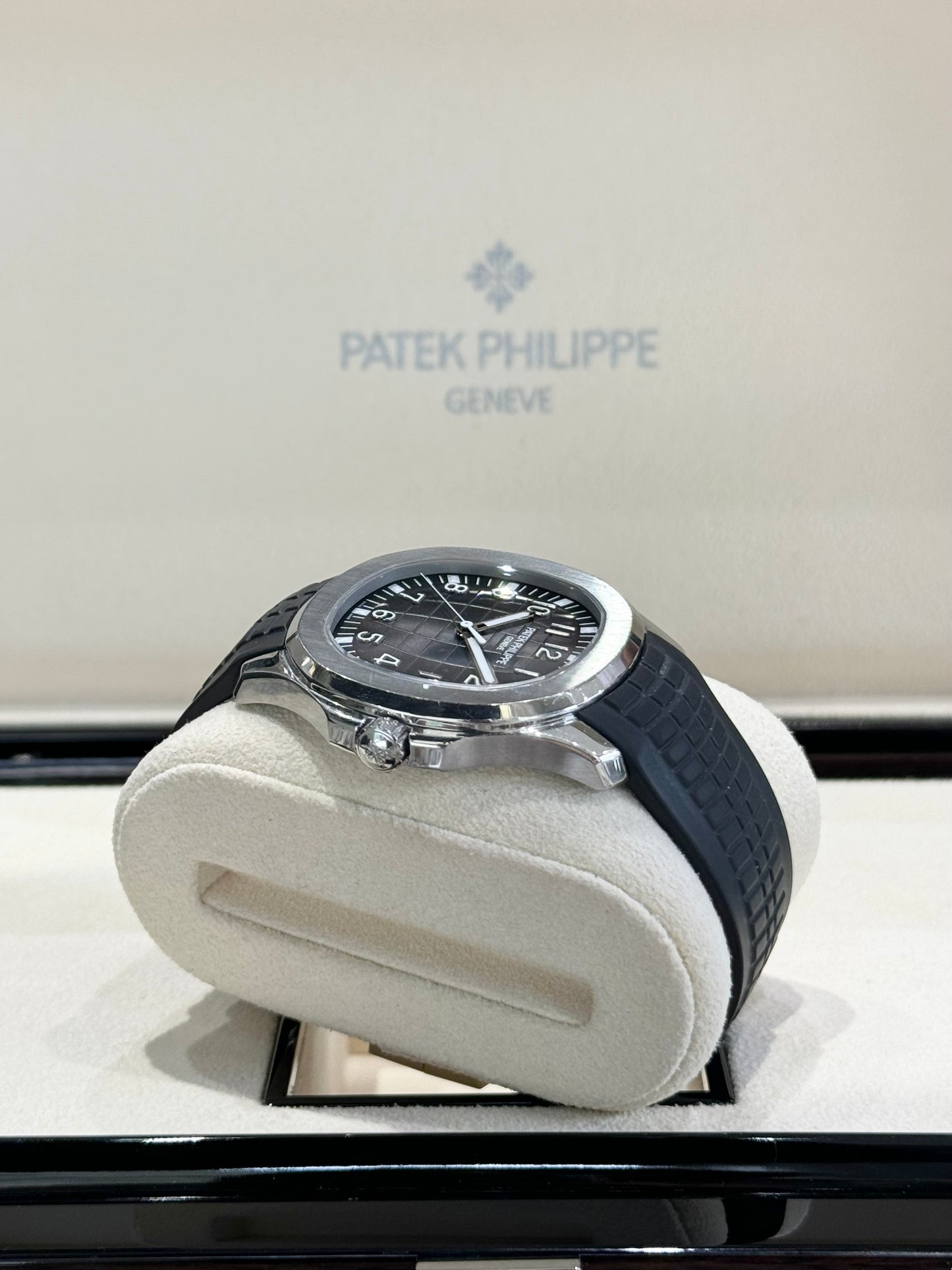 2021 Patek Philippe Aquanaut Self-Winding 5167A-001