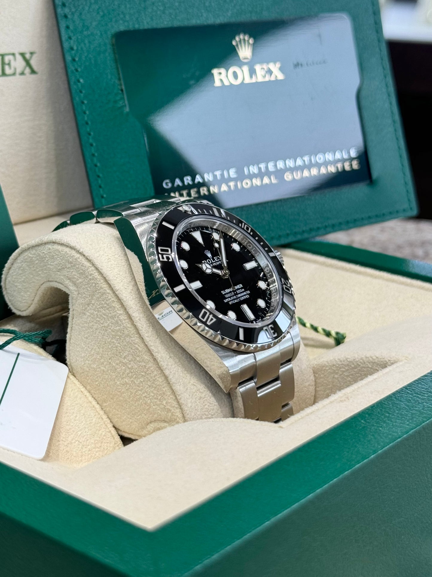 2023 Rolex Submariner No Date 124060