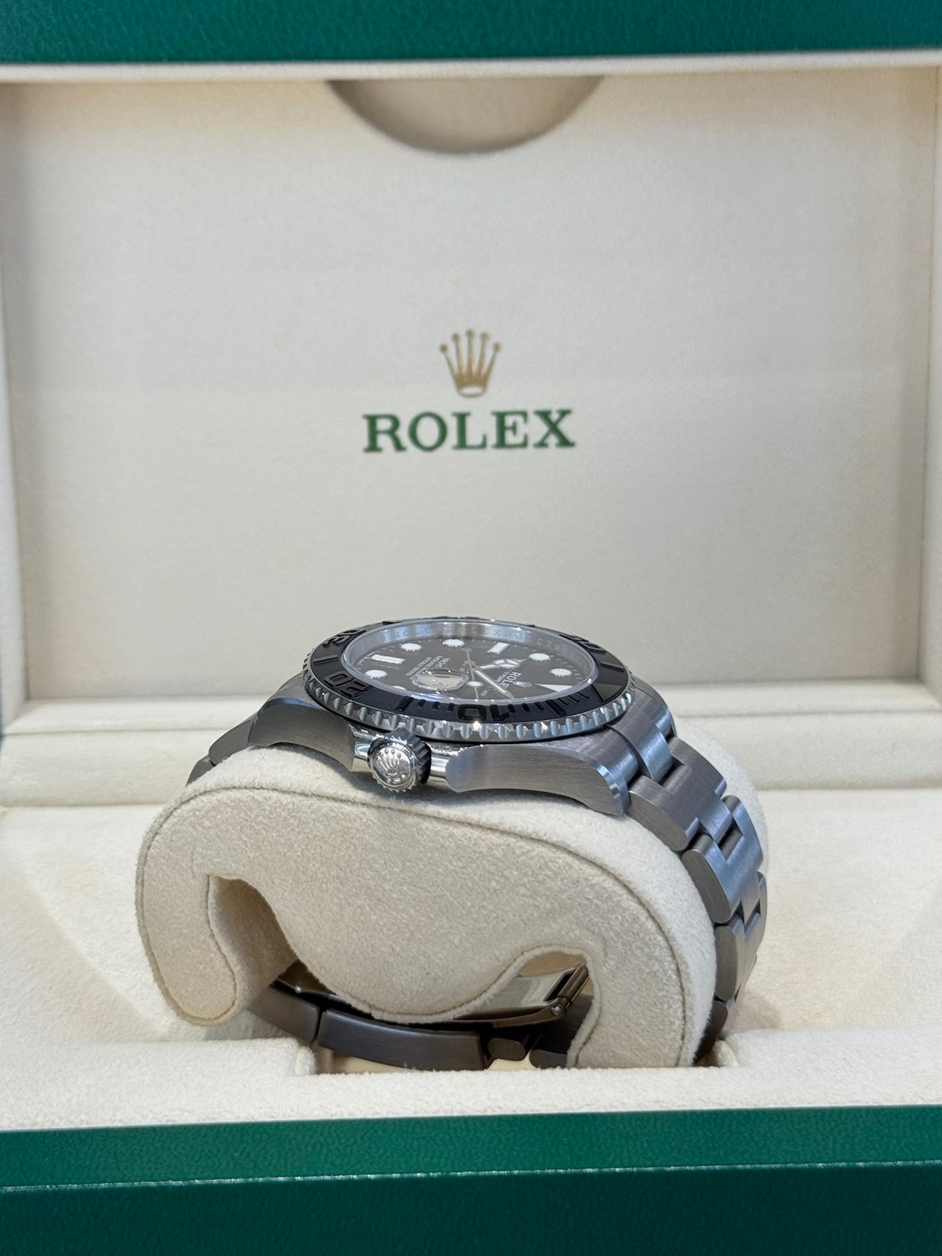 2025 Rolex Yacht-Master 42 RLX Titanium 226627