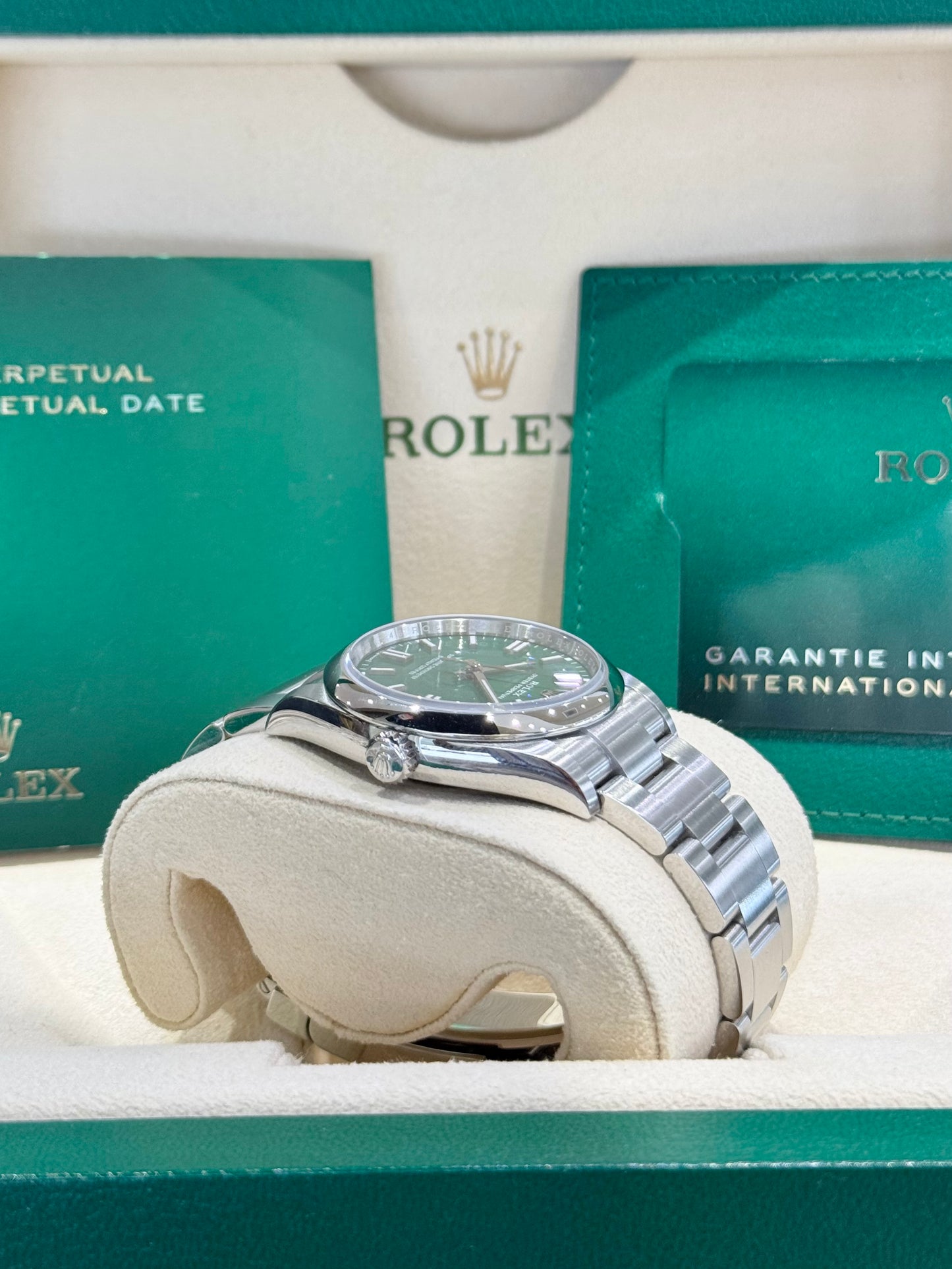 2024 Rolex Oyster Perpetual 36 126000