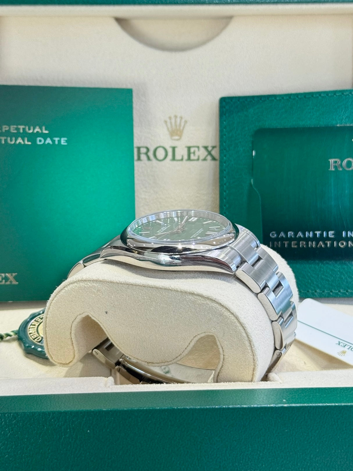 2023 Rolex Oyster Perpetual 41 124300