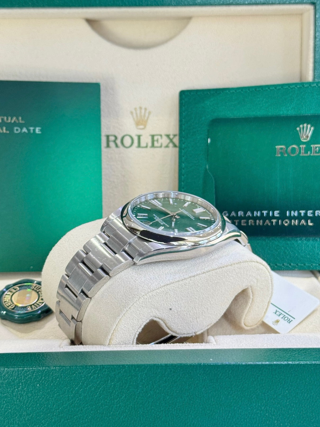 2023 Rolex Oyster Perpetual 41 124300