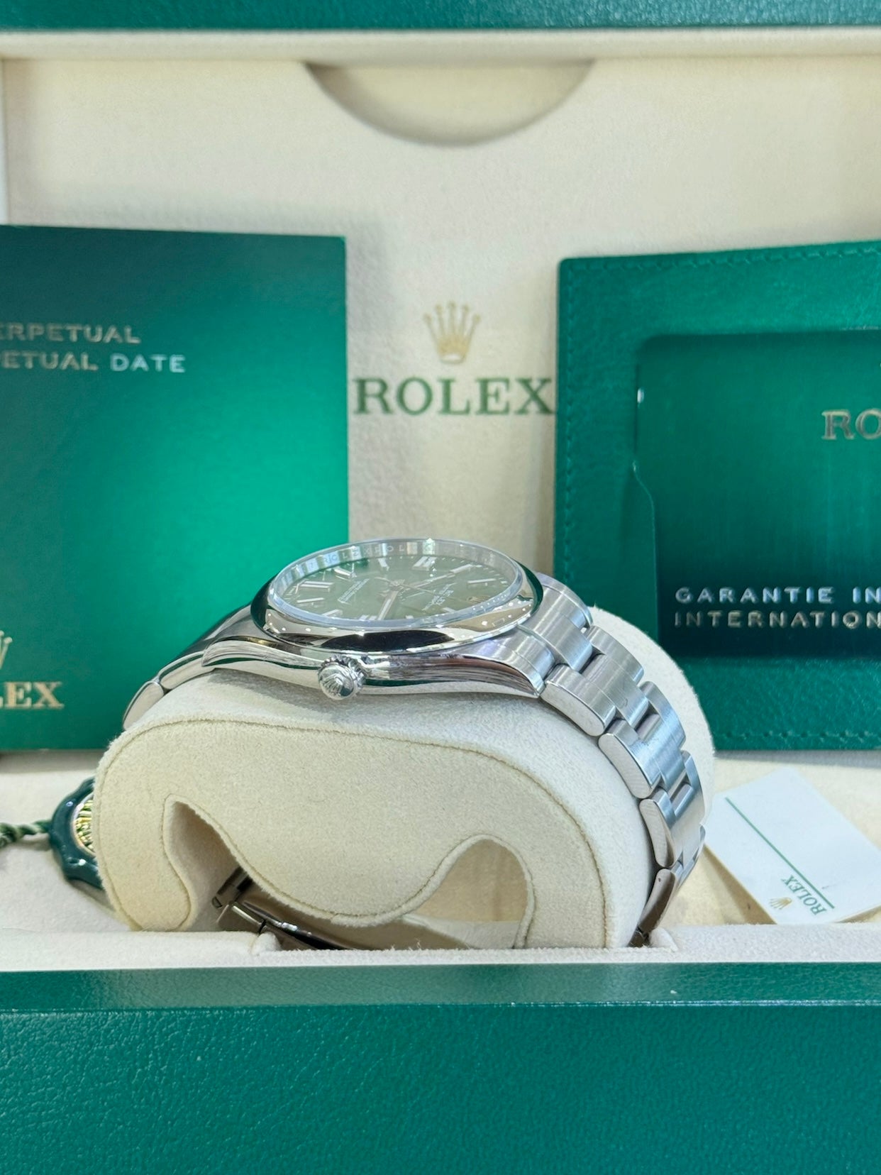 2023 Rolex Oyster Perpetual 41 124300