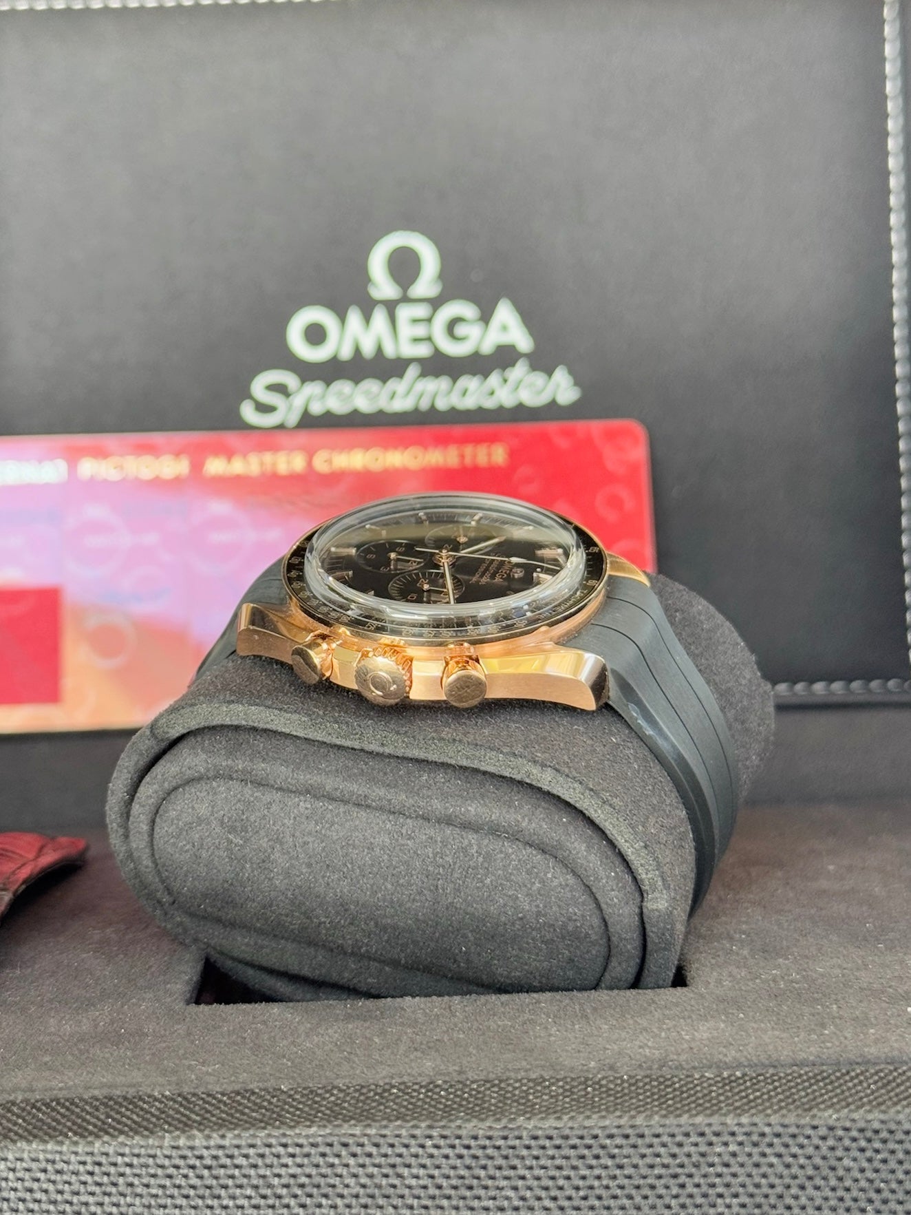 Omega Speedmaster Moonwatch 310.63.42.50.01.001