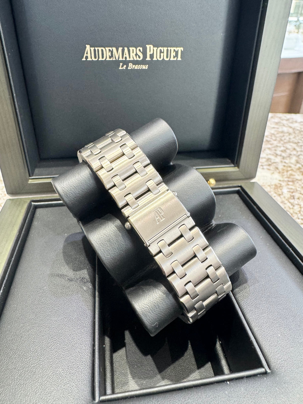 Audemars Piguet Royal Oak Offshore Chronograph 25721TI