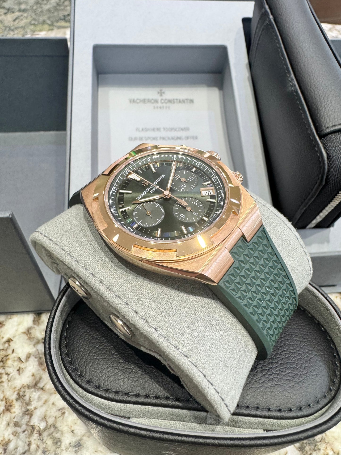 Vacheron Constantin Overseas 5520V