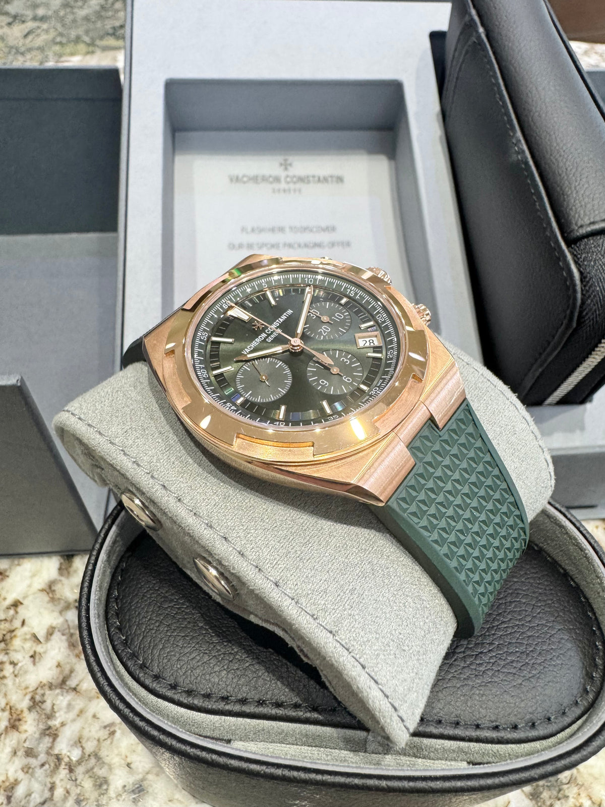 Vacheron Constantin Overseas 5520V