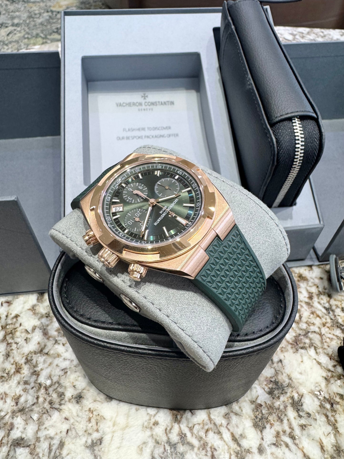 Vacheron Constantin Overseas 5520V