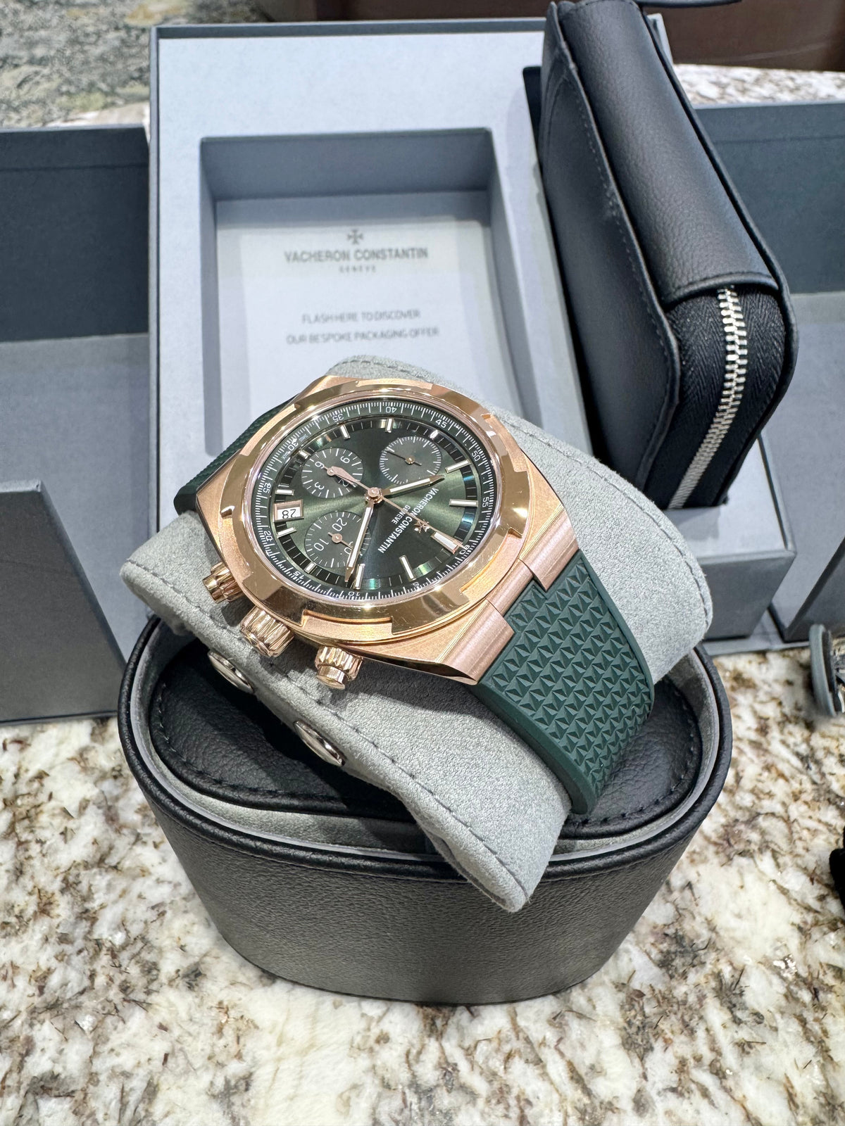 Vacheron Constantin Overseas 5520V