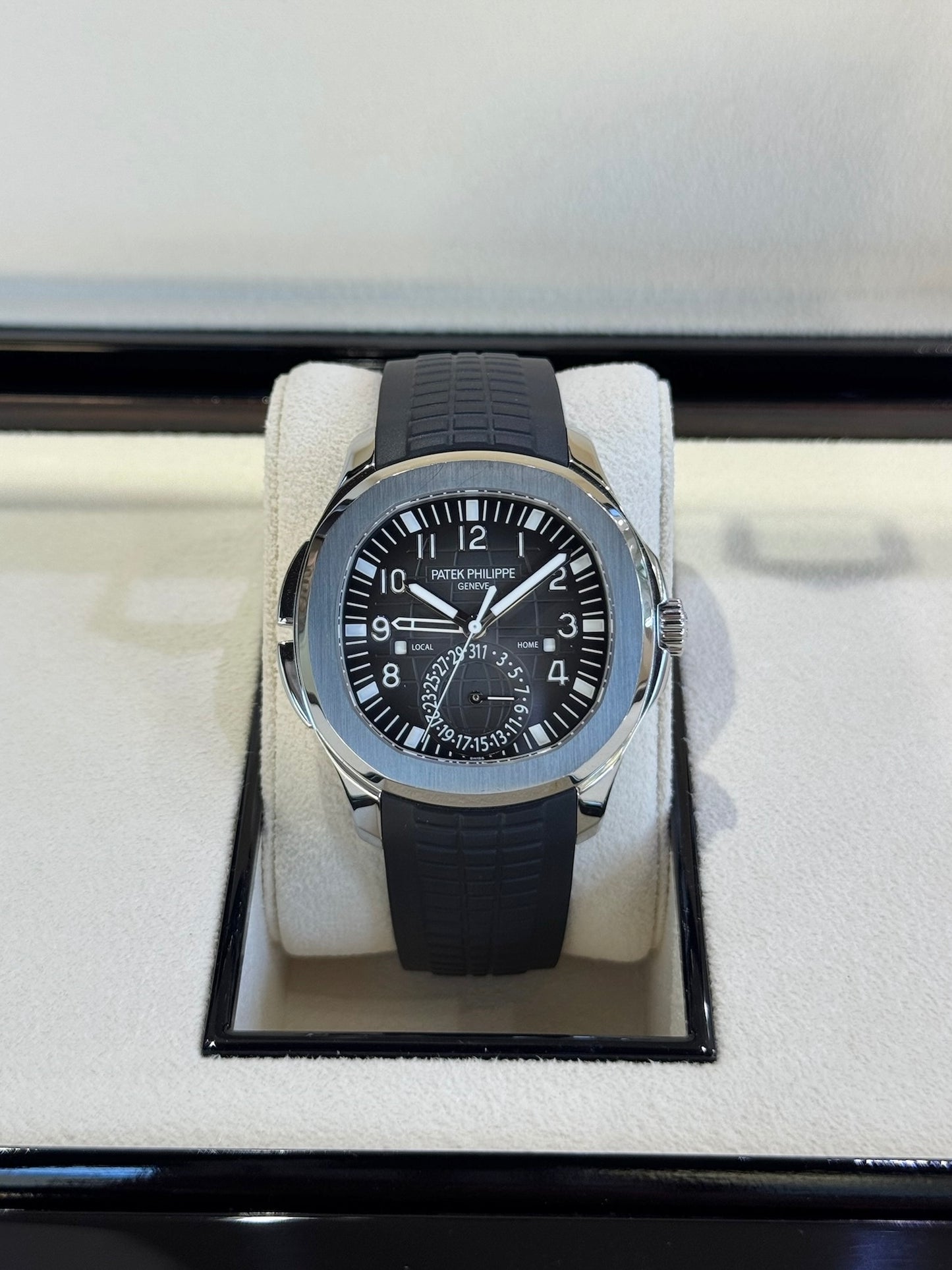 2017 Patek Philippe Aquanaut Travel Time 5164A