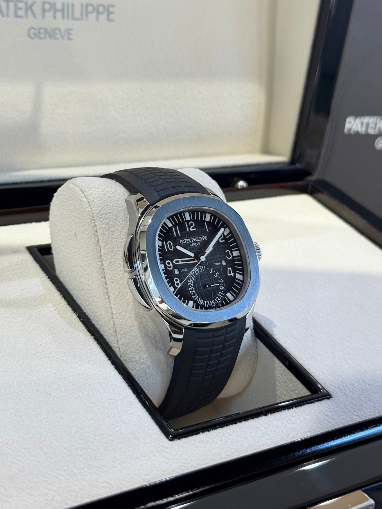 2017 Patek Philippe Aquanaut Travel Time 5164A