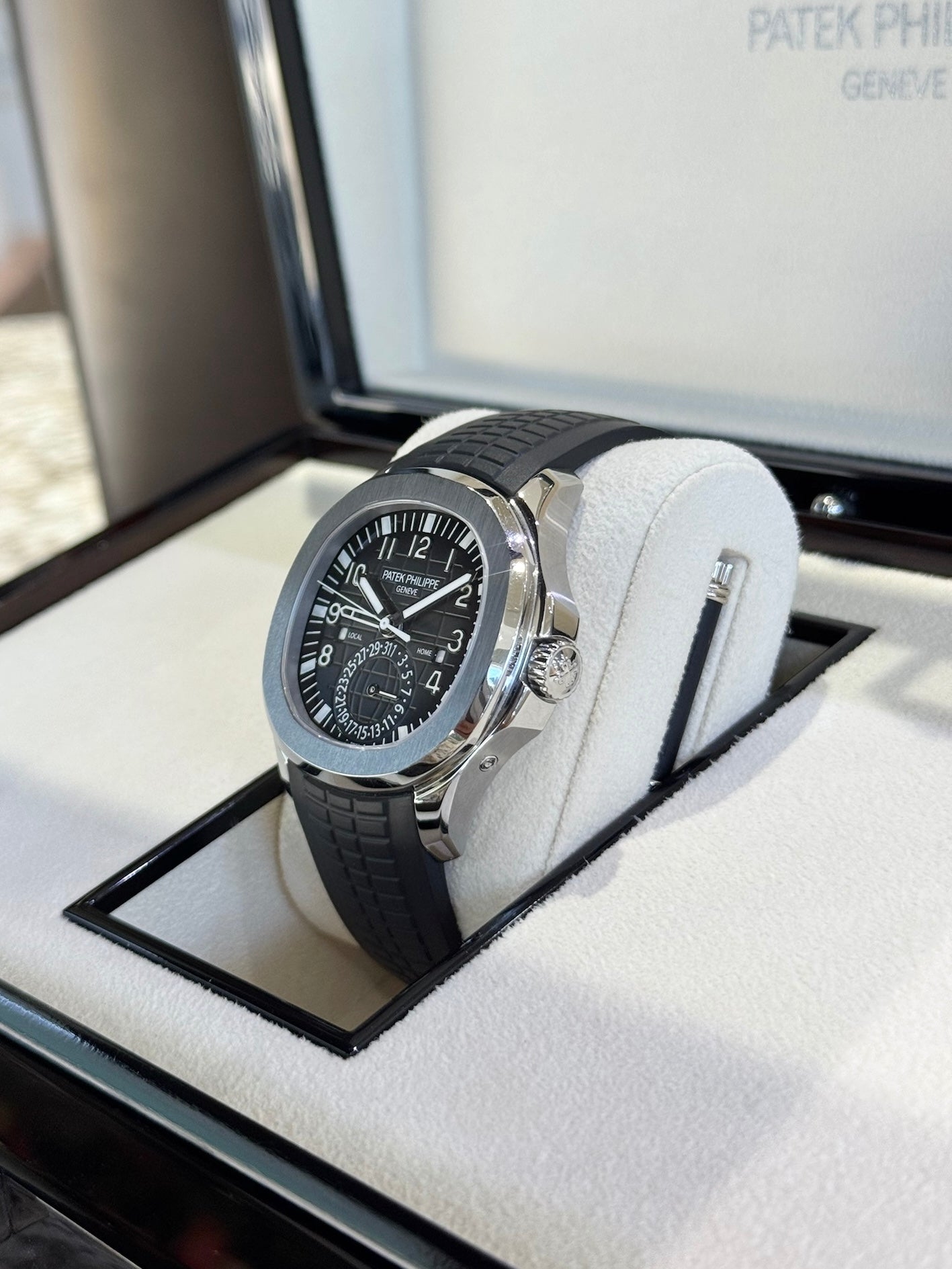 2017 Patek Philippe Aquanaut Travel Time 5164A