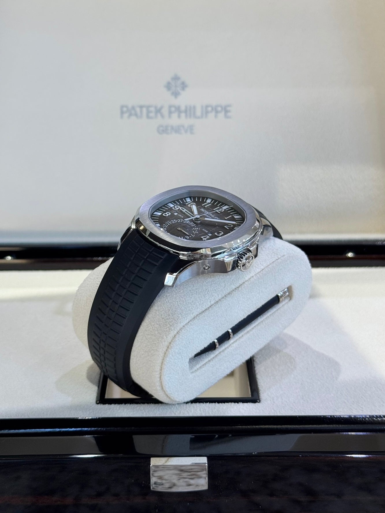 2017 Patek Philippe Aquanaut Travel Time 5164A