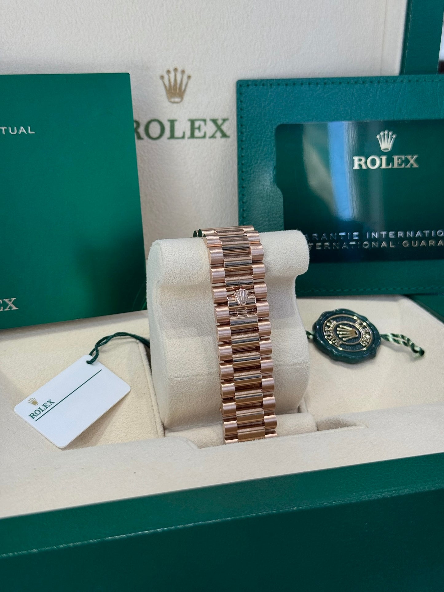 2025 Rolex Day-Date 40 228235