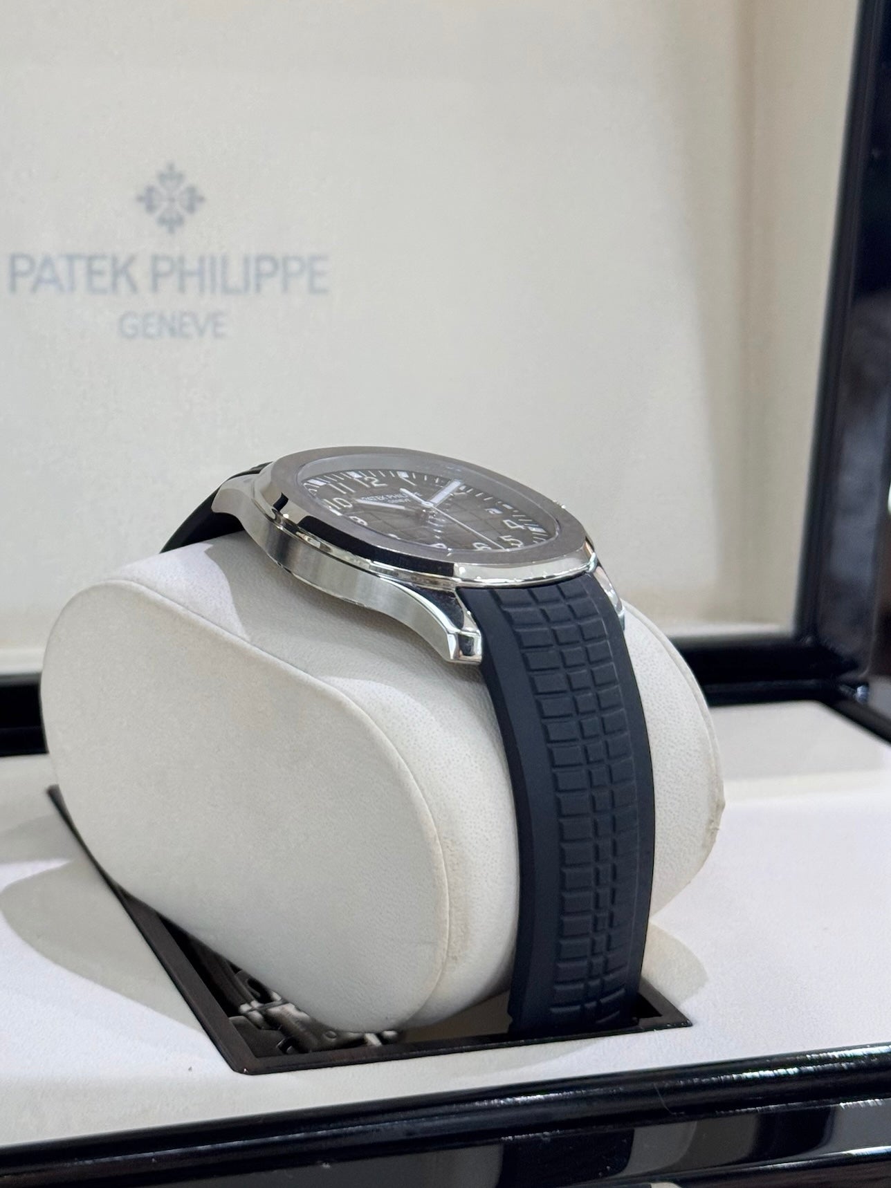 2023 Patek Philippe Aquanaut Self-Winding 5167A-001