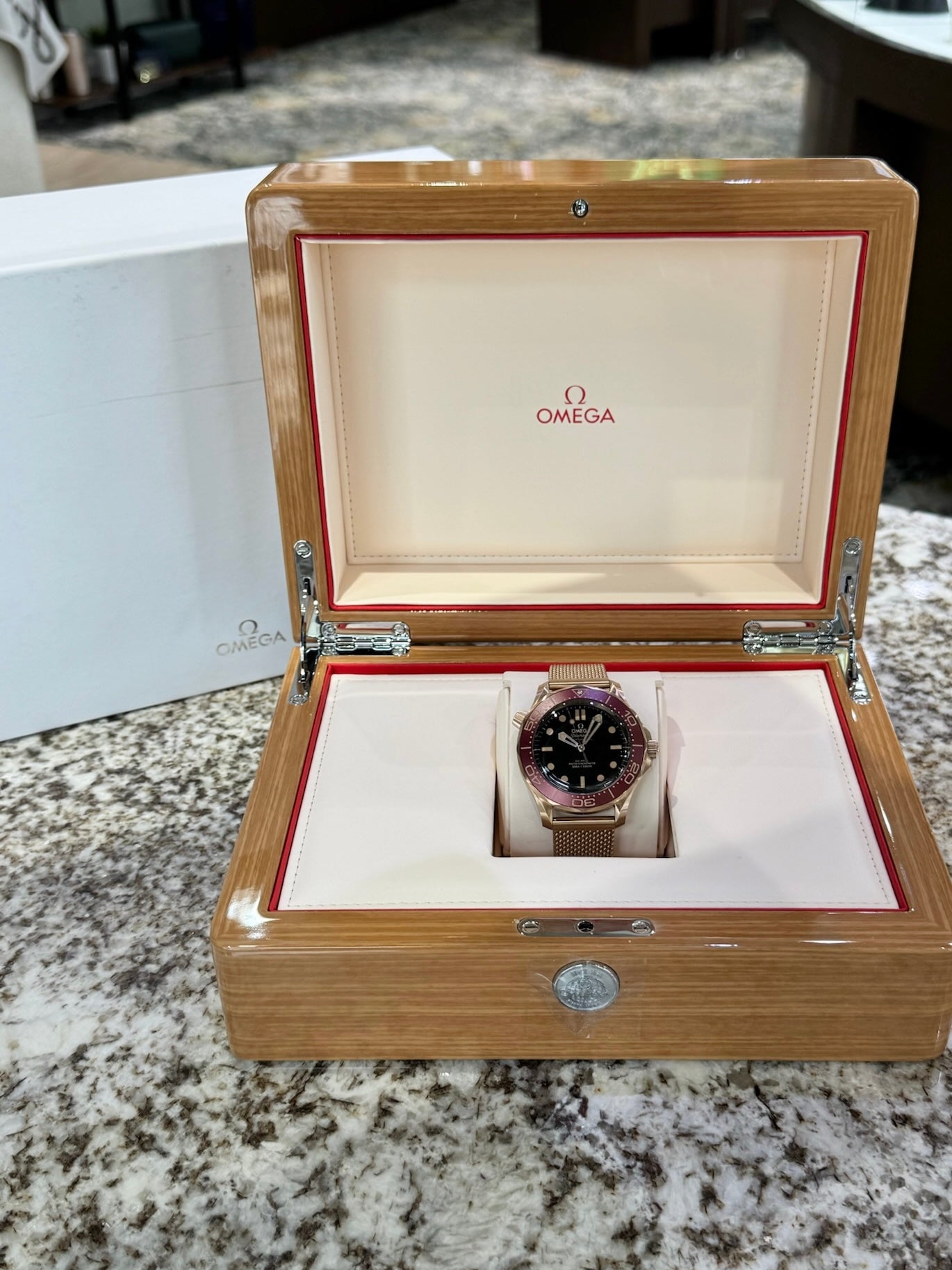 2025 Omega Seamaster Diver 300M 210.90.42.20.01.003