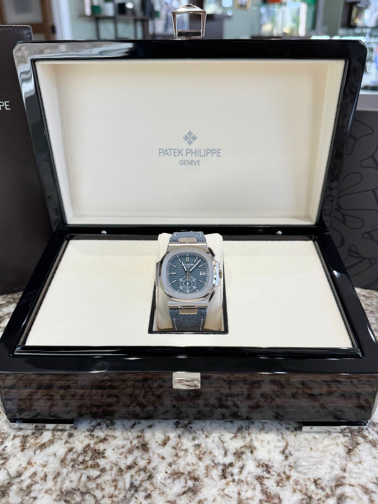 2025 Patek Philippe Nautilus 5980/60G-001