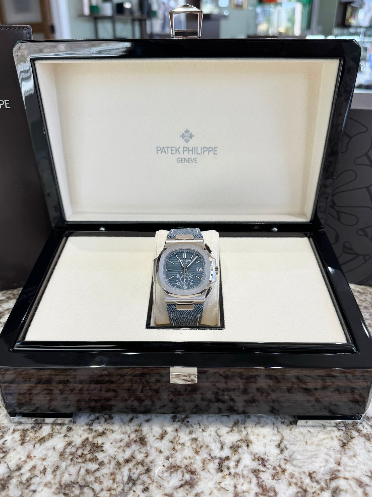 2025 Patek Philippe Nautilus 5980/60G-001