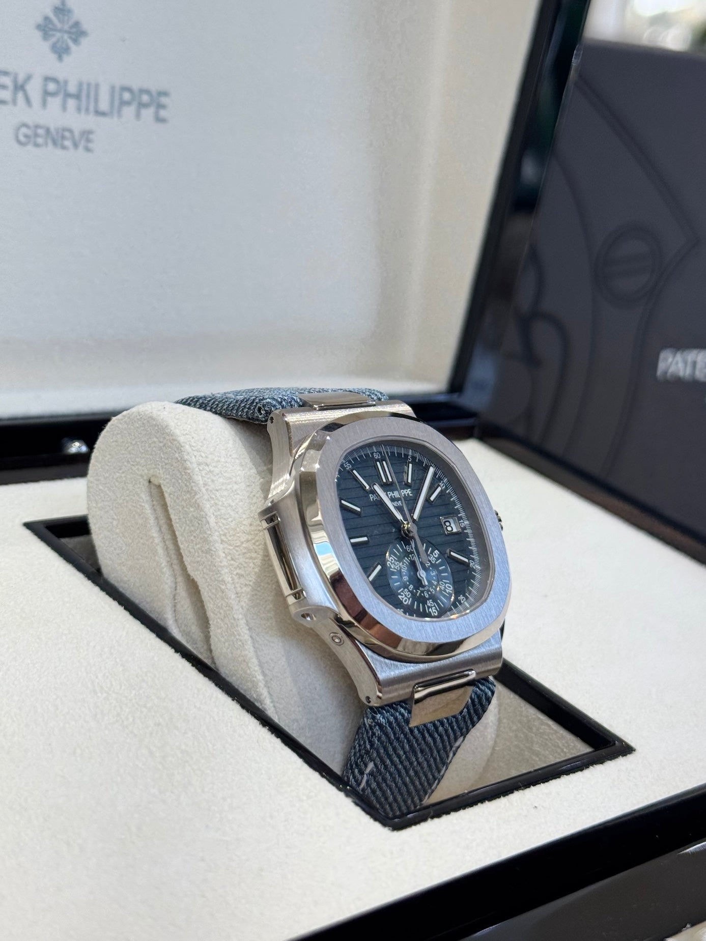 2025 Patek Philippe Nautilus 5980/60G-001
