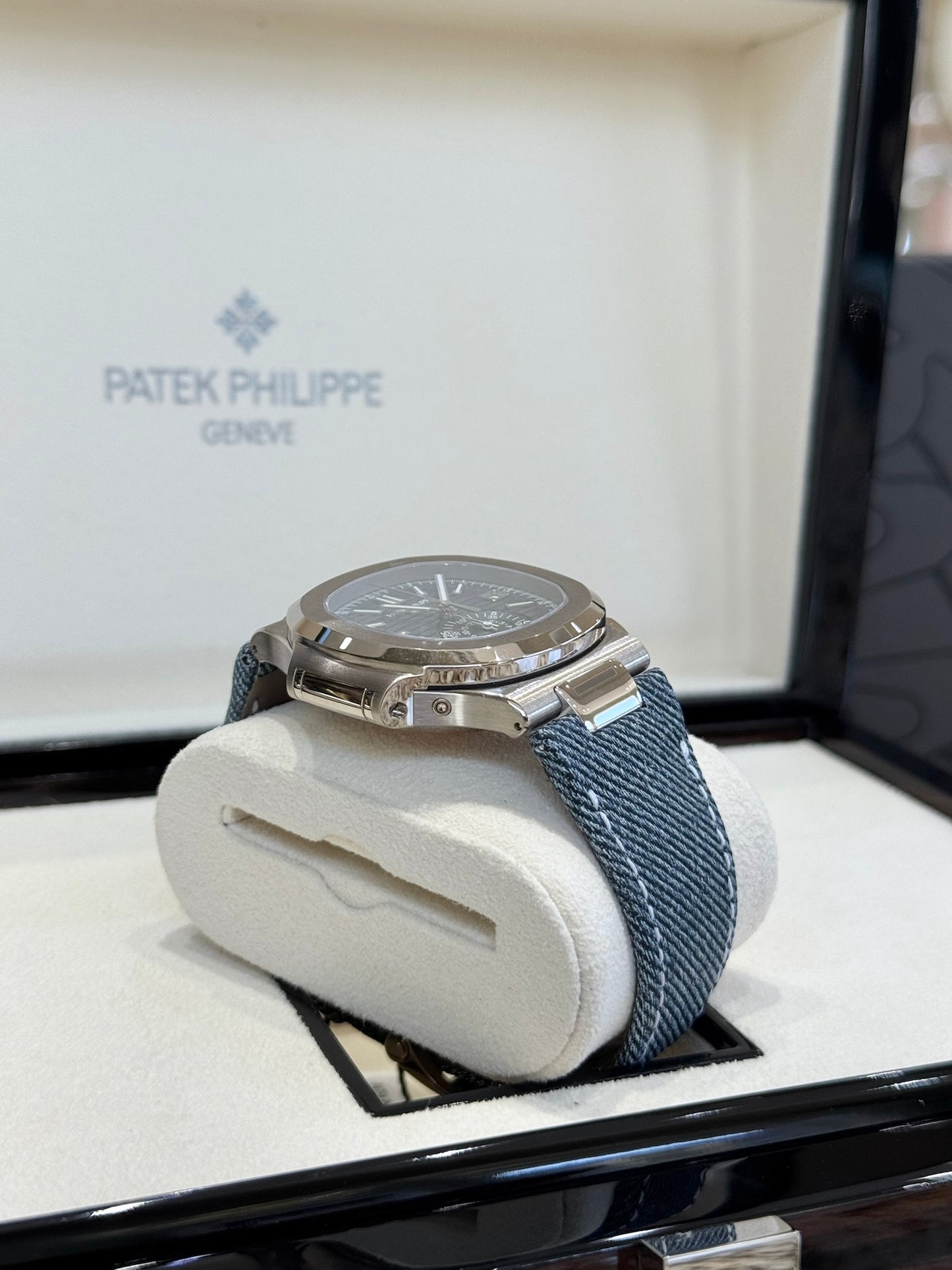 2025 Patek Philippe Nautilus 5980/60G-001
