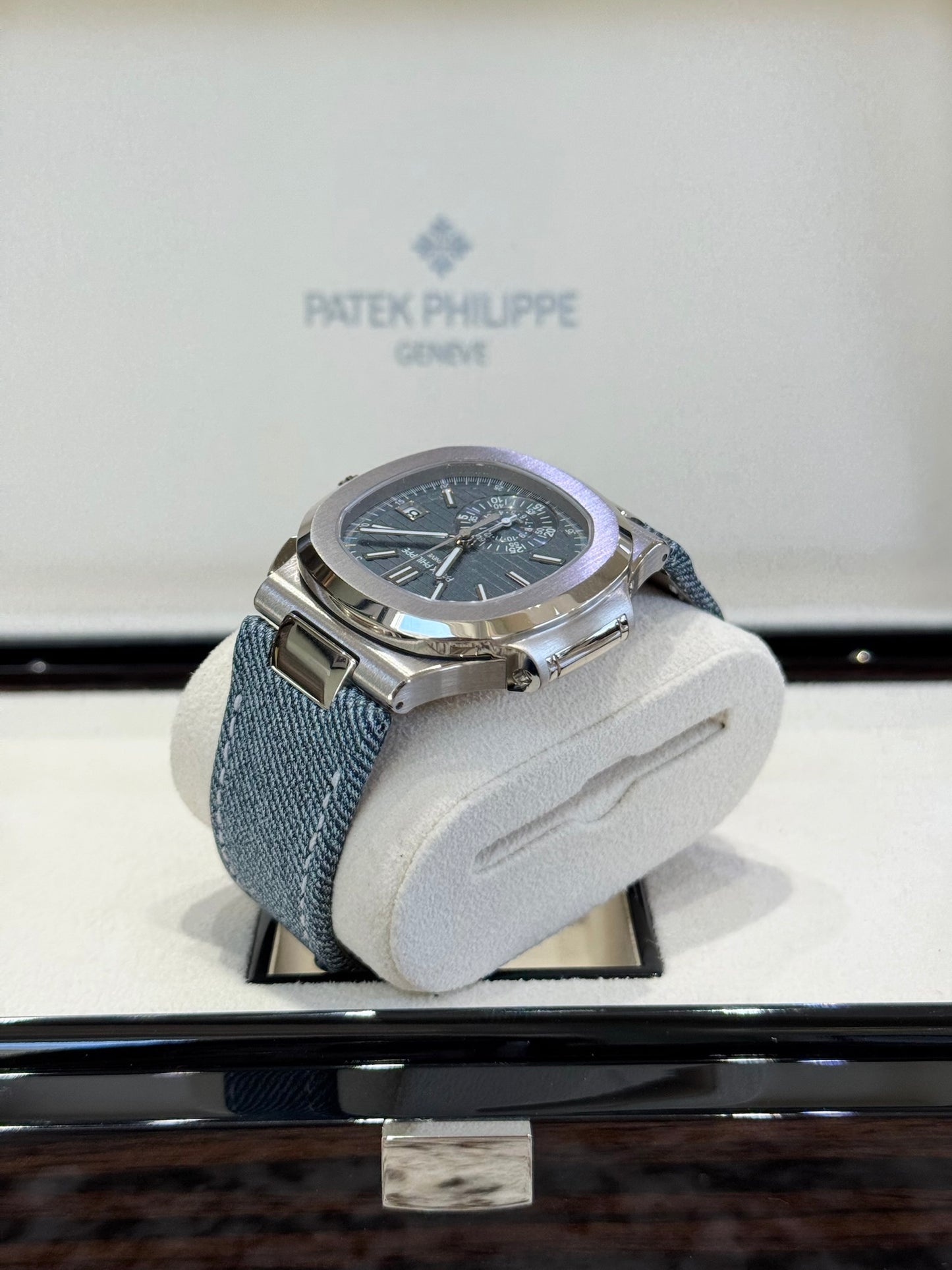 2025 Patek Philippe Nautilus 5980/60G-001