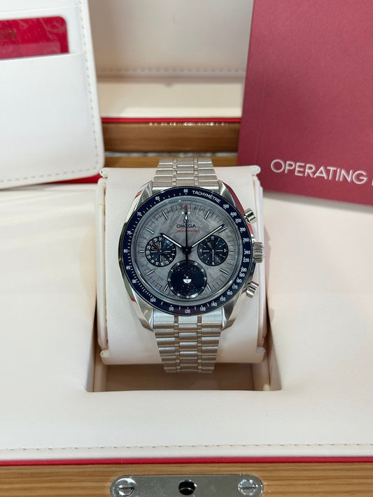 2025 Omega Speedmaster Moonphase 304.30.43.52.06.001