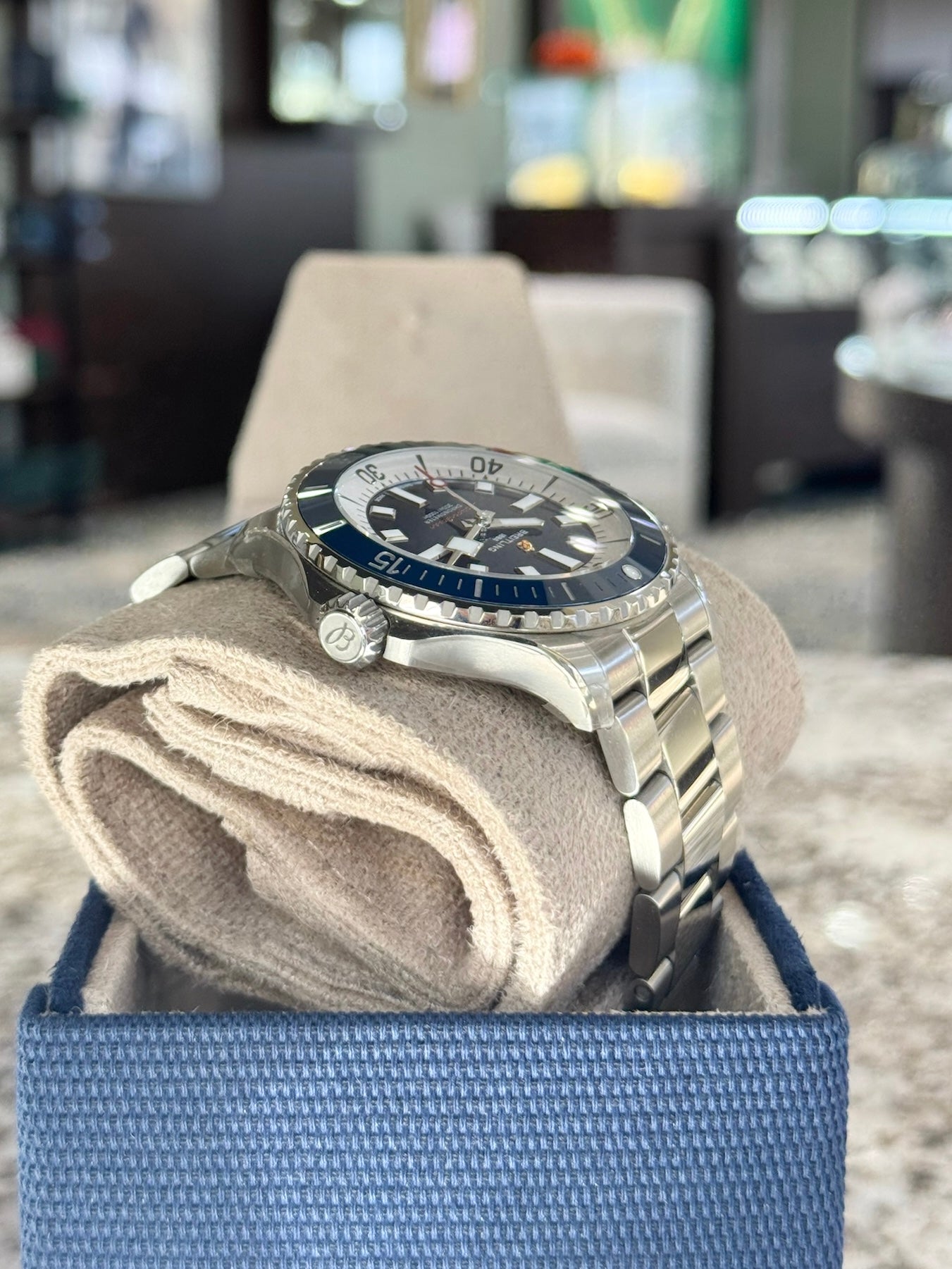 Breitling Superocean Automatic 46 A17378E71C1A1