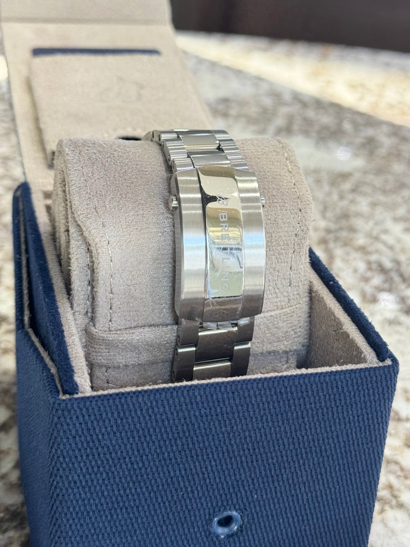 Breitling Superocean Automatic 46 A17378E71C1A1