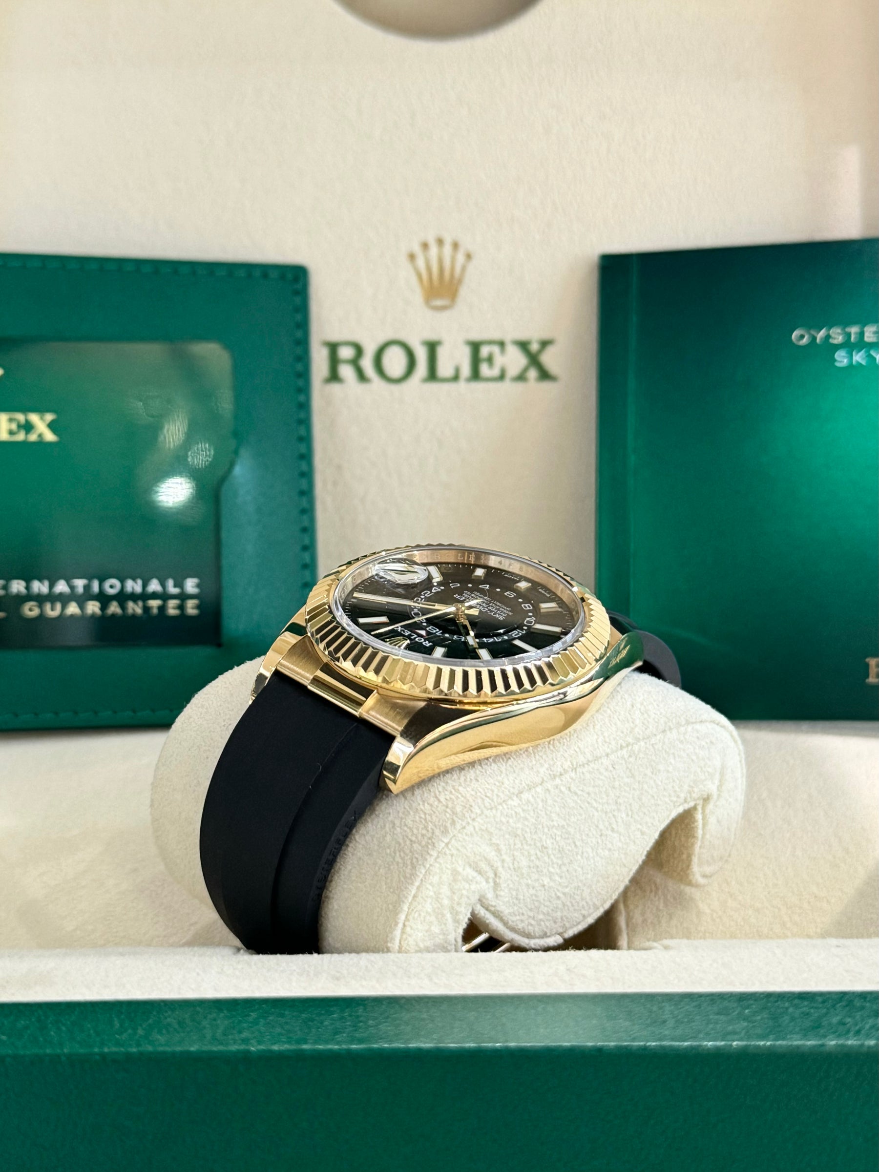 2022 Rolex Sky-Dweller 326238