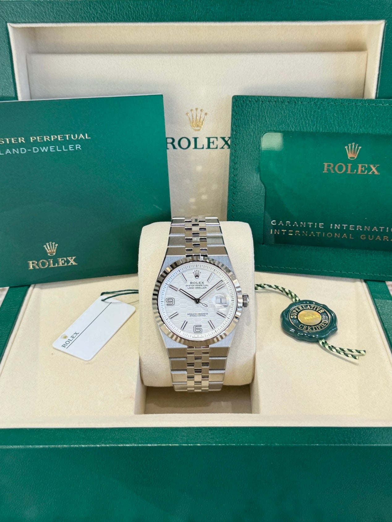 2025 Rolex Land-Dweller 40 127334