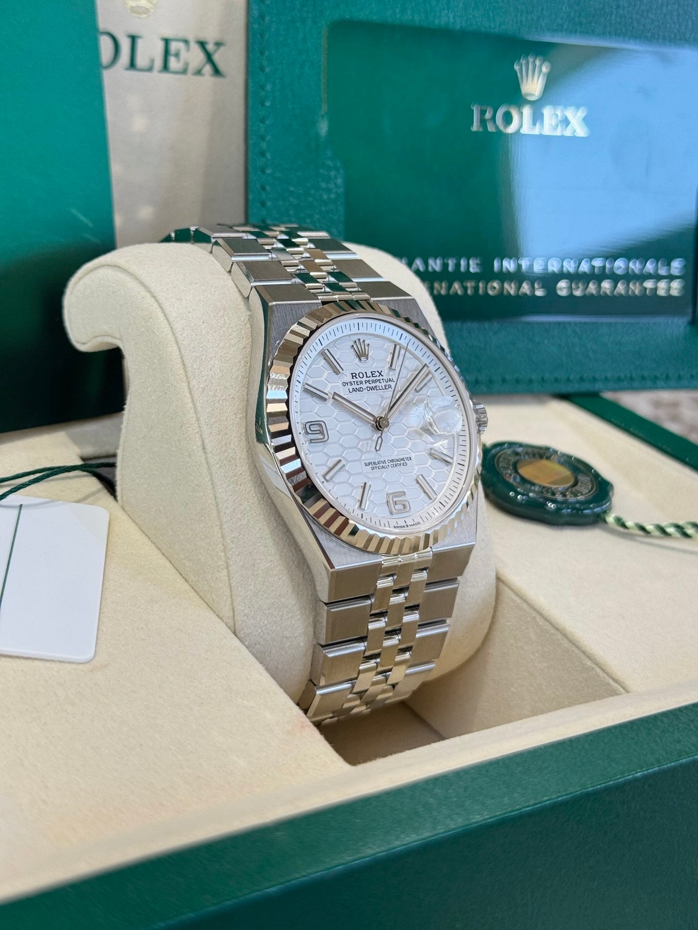 2025 Rolex Land-Dweller 40 127334