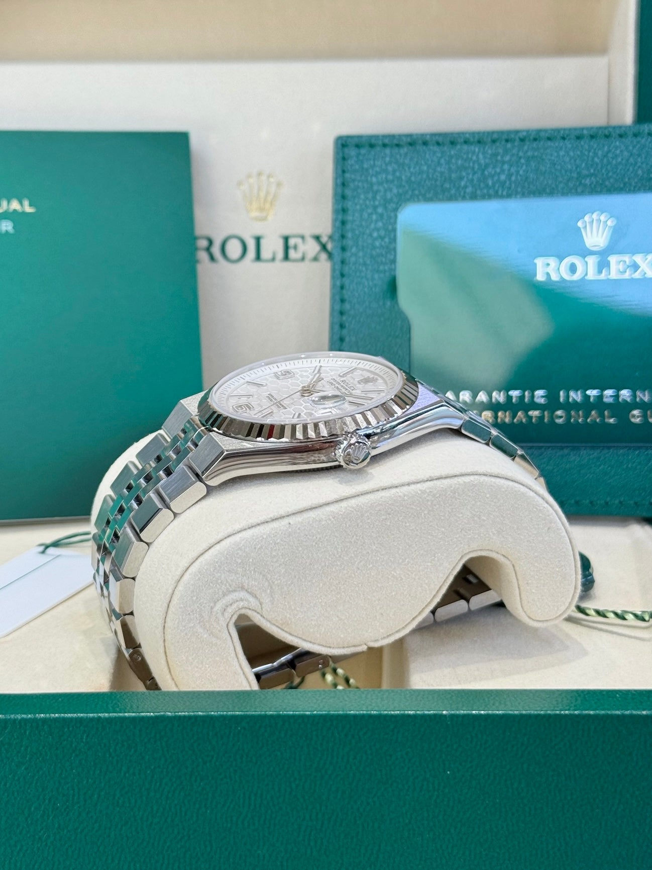 2025 Rolex Land-Dweller 40 127334