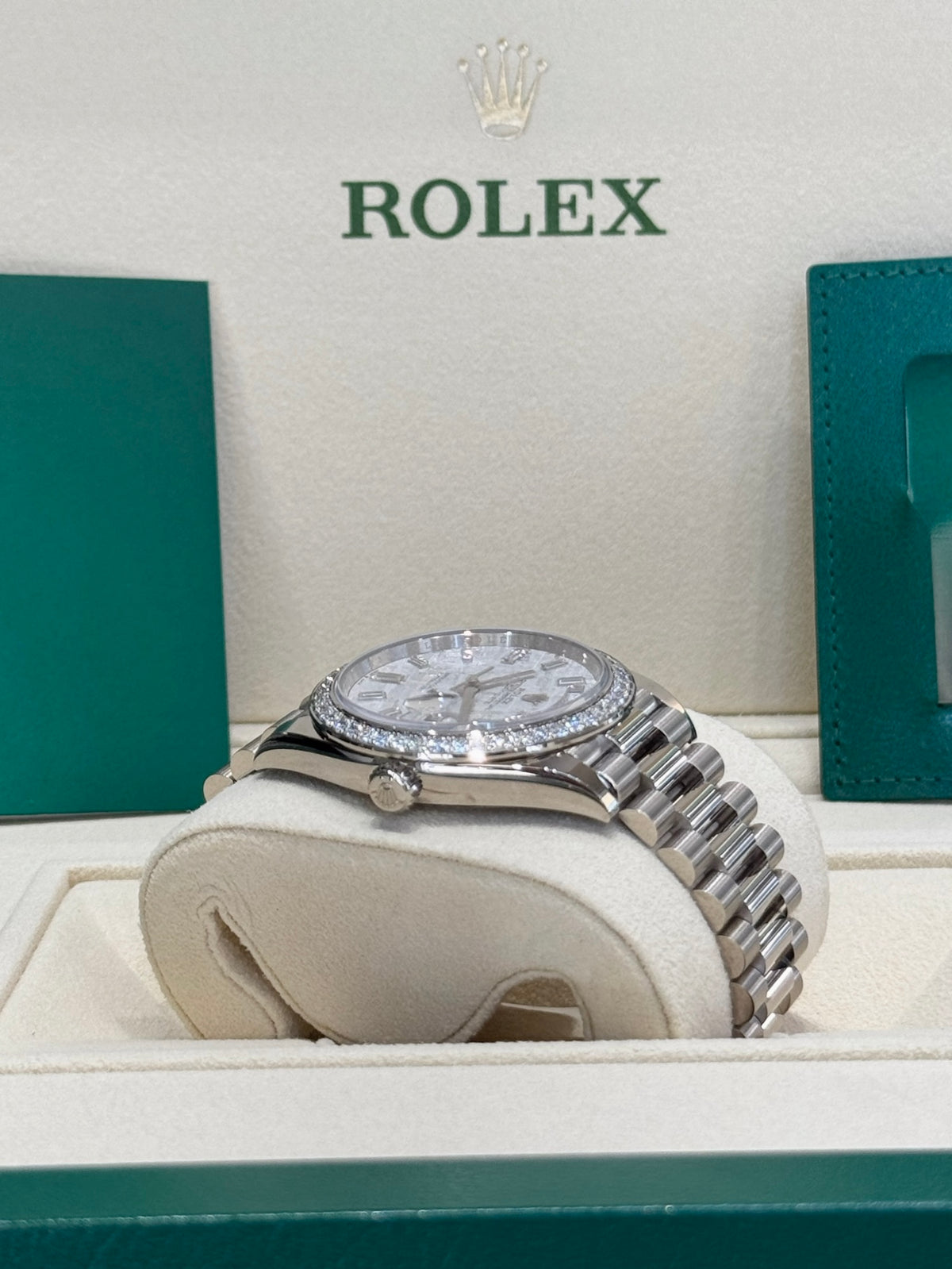 Rolex Day-Date 40 228349RBR