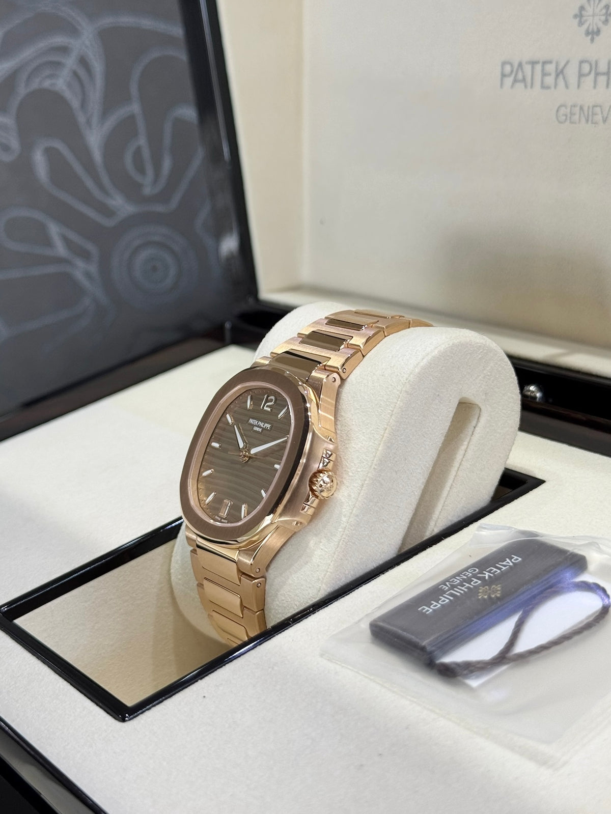2025 Patek Philippe Nautilus 7118/1R-010