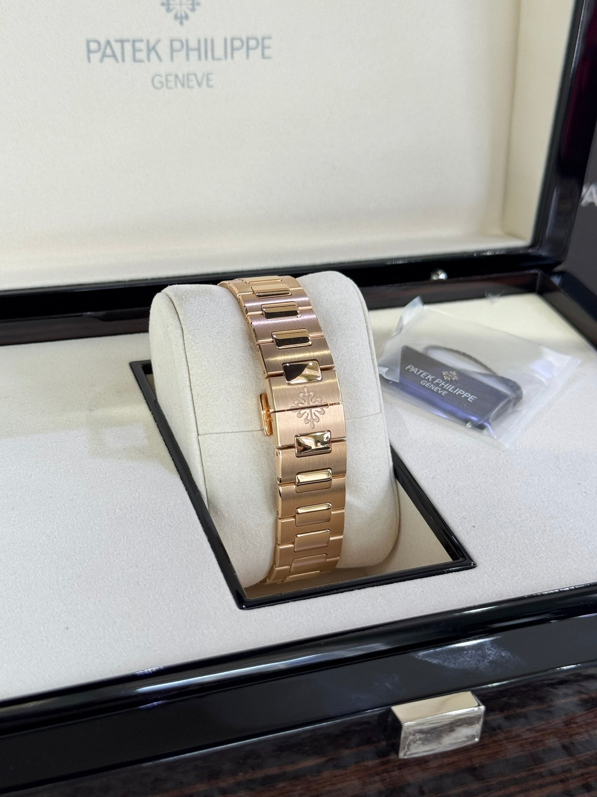2025 Patek Philippe Nautilus 7118/1R-010