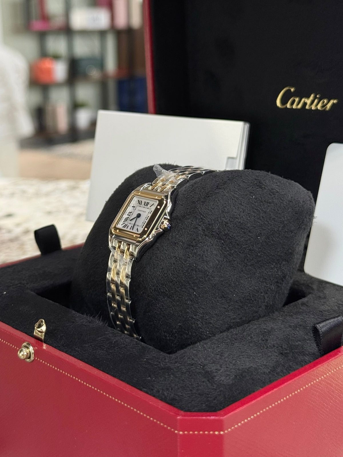 2026 Panthère de Cartier Small W2PN0018
