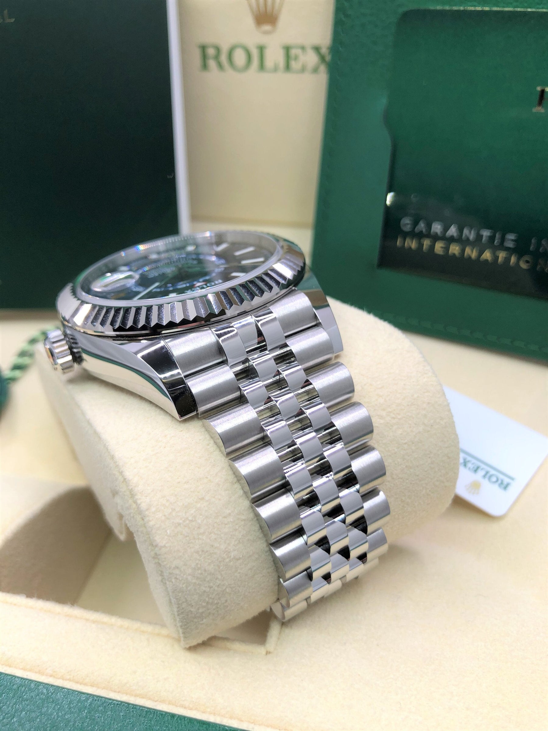 326934J.6.jpg