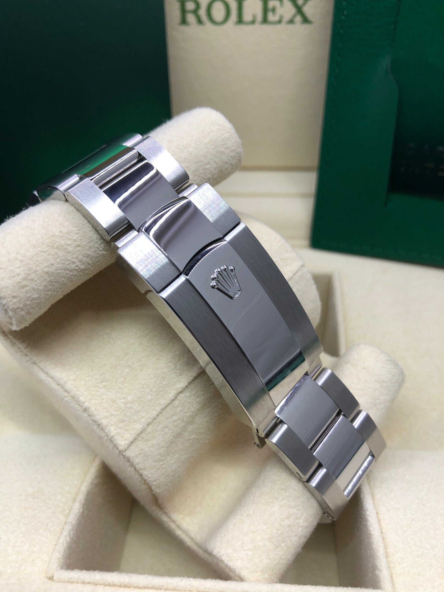 326934W.7.jpg