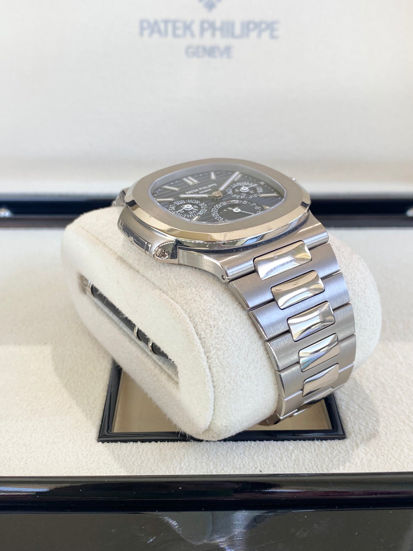 2020 Patek Philippe Nautilus Perpetual Calendar 5740/1G