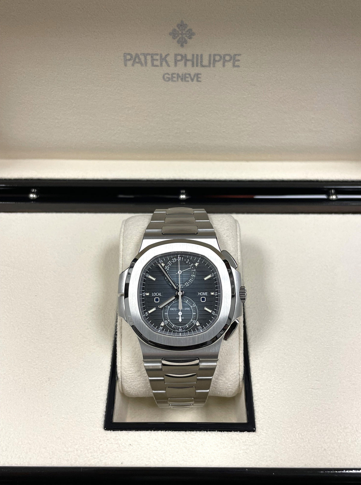 2021 Patek Philippe Aquanaut Travel Time