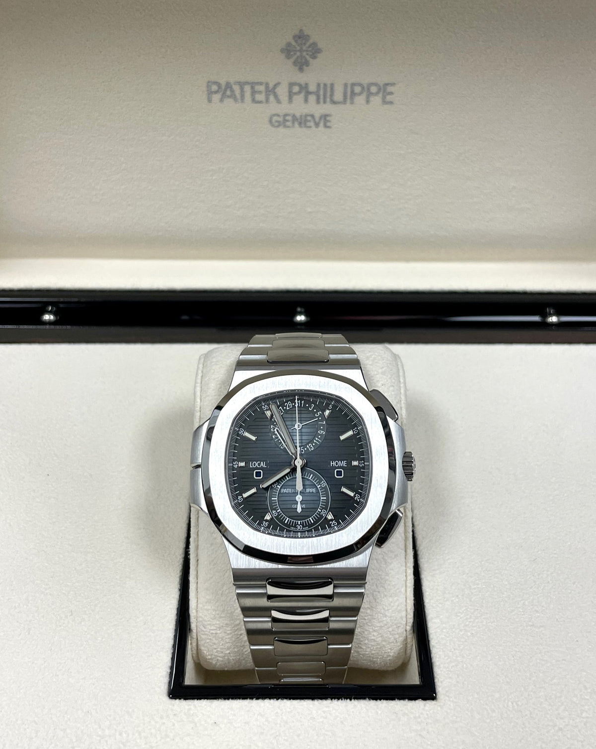 2021 Patek Philippe Aquanaut Travel Time