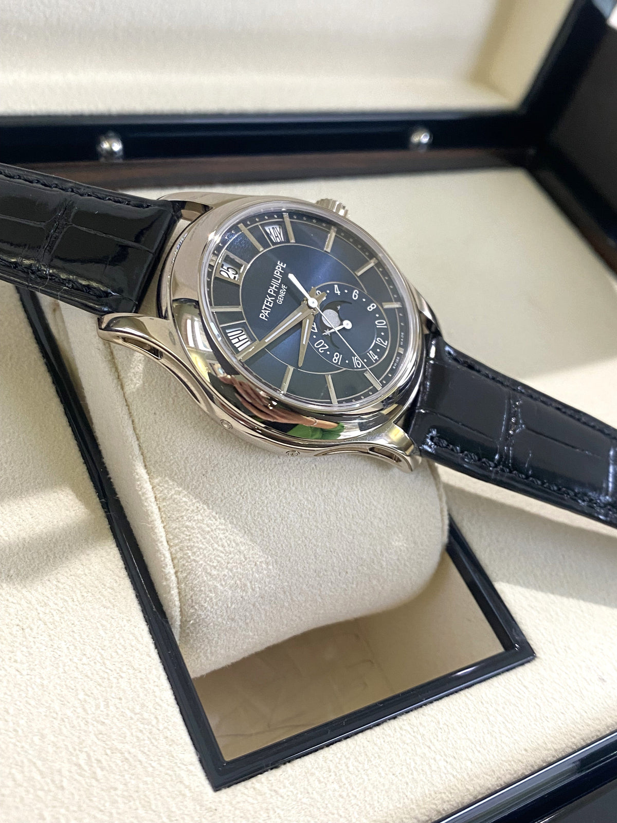 2022 Patek Philippe Complications Moon Phase