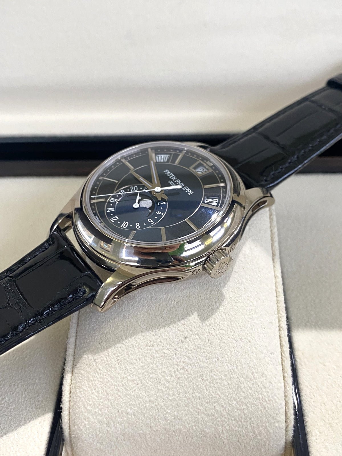 2022 Patek Philippe Complications Moon Phase