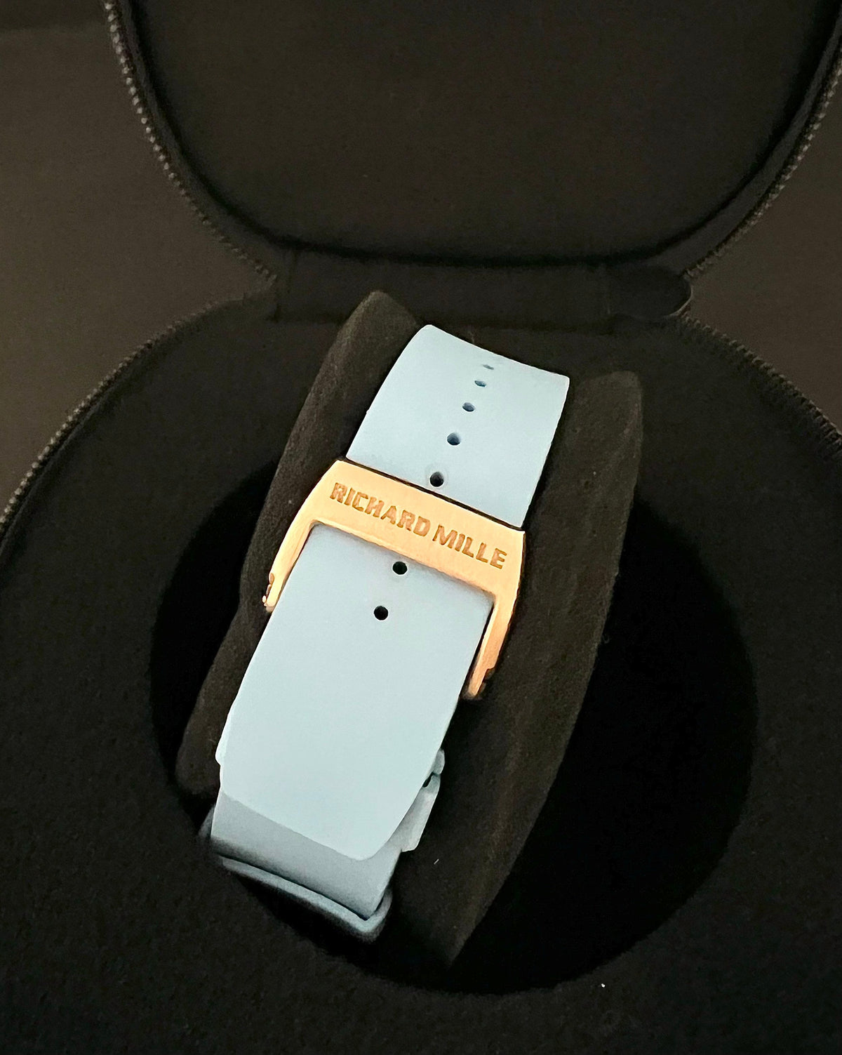 RM005.4.jpg